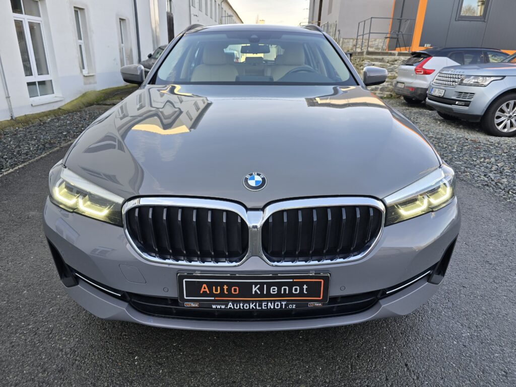 BMW 518d 110kW FACELIFT 2021 AUTOMAT LED + NAVI + PDC - DPH