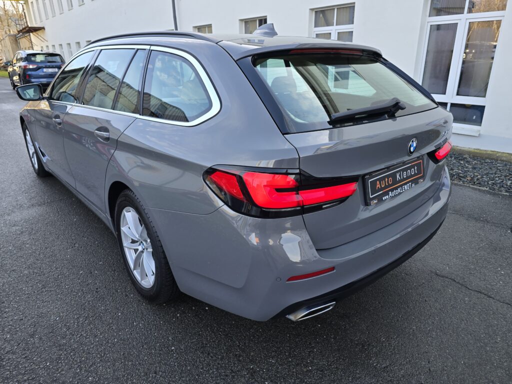 BMW 518d 110kW FACELIFT 2021 AUTOMAT LED + NAVI + PDC - DPH