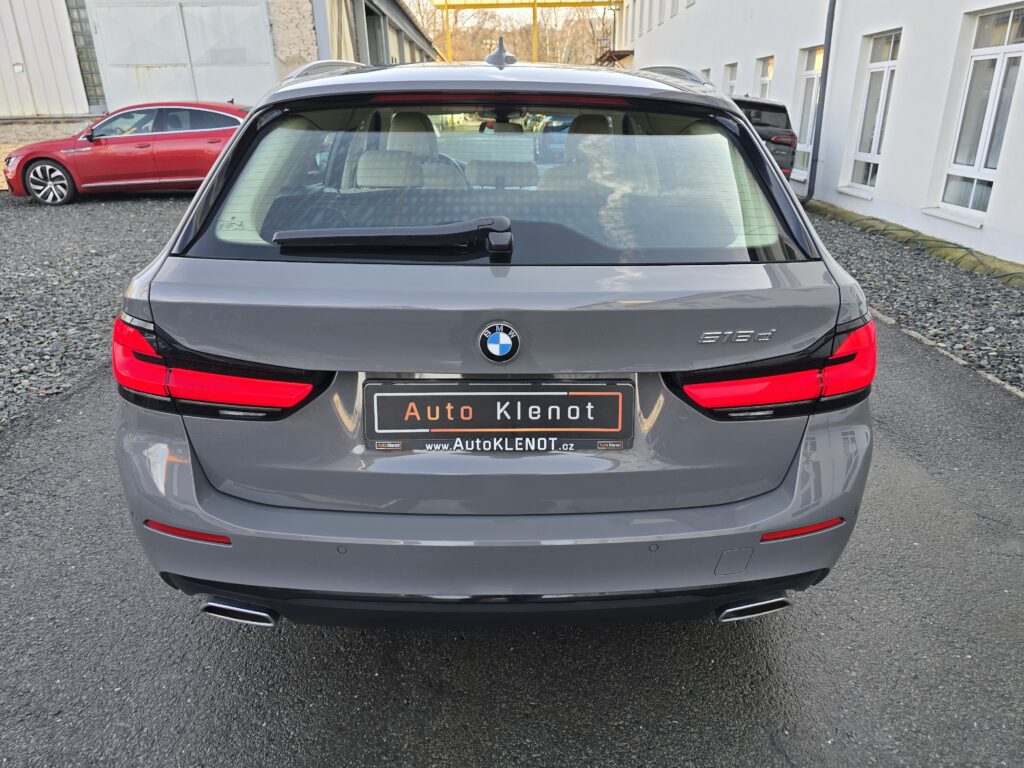 BMW 518d 110kW FACELIFT 2021 AUTOMAT LED + NAVI + PDC - DPH