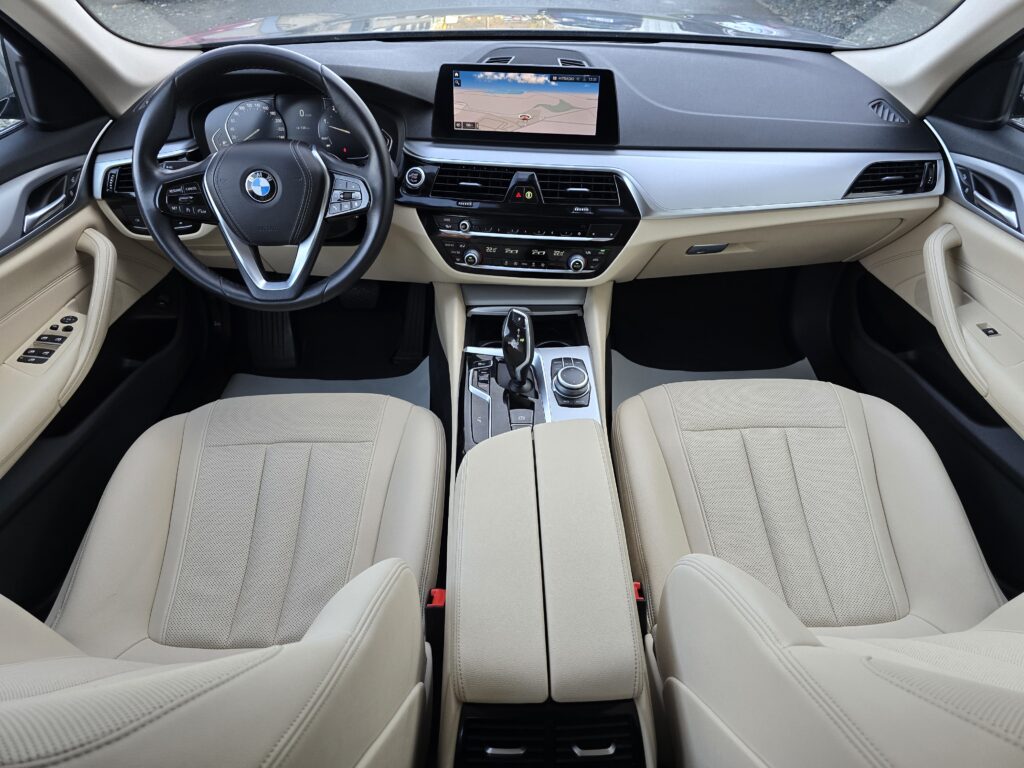 BMW 518d 110kW FACELIFT 2021 AUTOMAT LED + NAVI + PDC - DPH