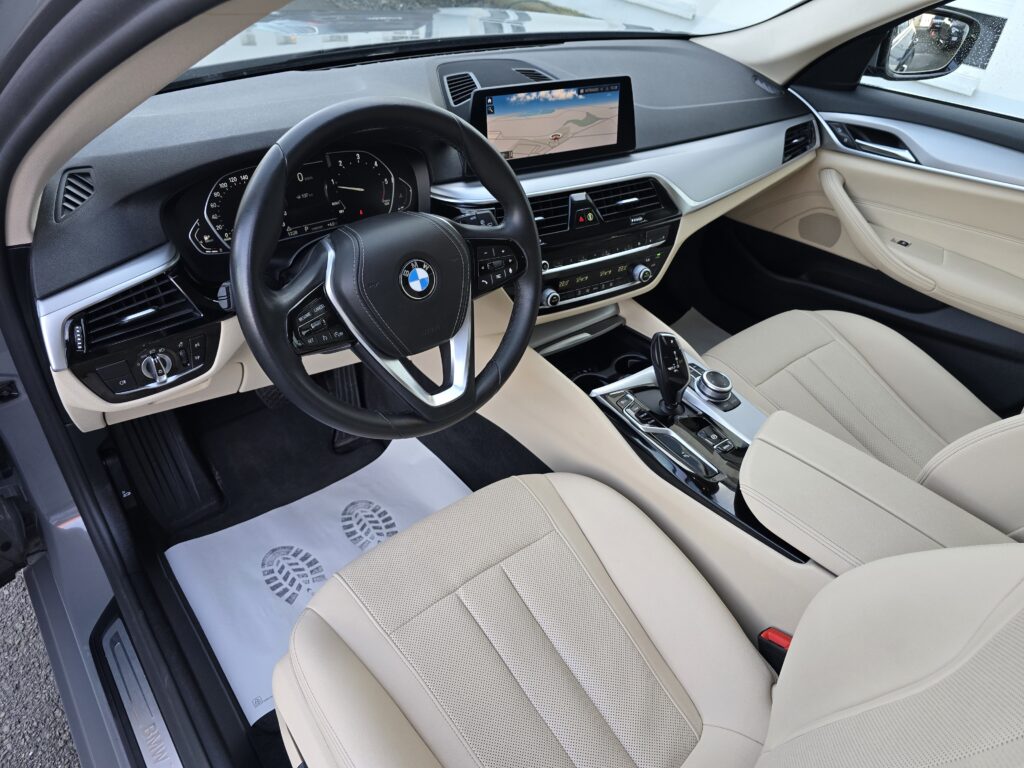 BMW 518d 110kW FACELIFT 2021 AUTOMAT LED + NAVI + PDC - DPH