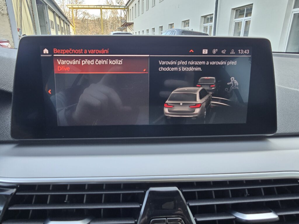 BMW 518d 110kW FACELIFT 2021 AUTOMAT LED + NAVI + PDC - DPH