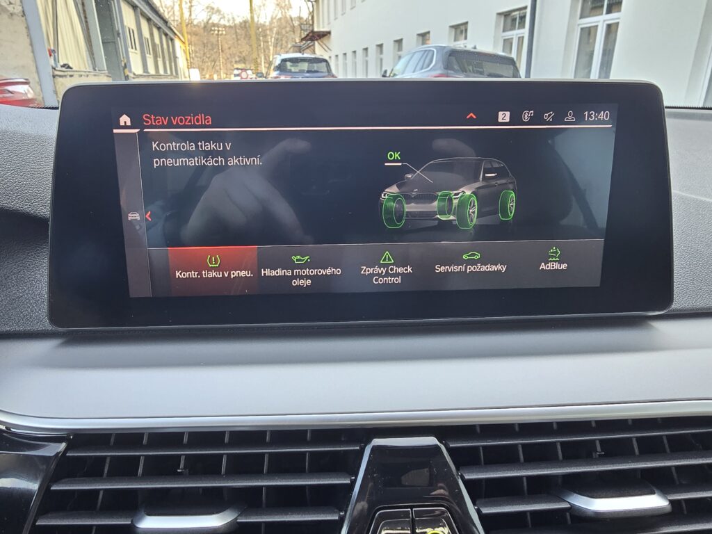 BMW 518d 110kW FACELIFT 2021 AUTOMAT LED + NAVI + PDC - DPH