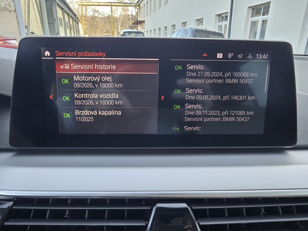 BMW 518d 110kW FACELIFT 2021 AUTOMAT LED + NAVI + PDC - DPH